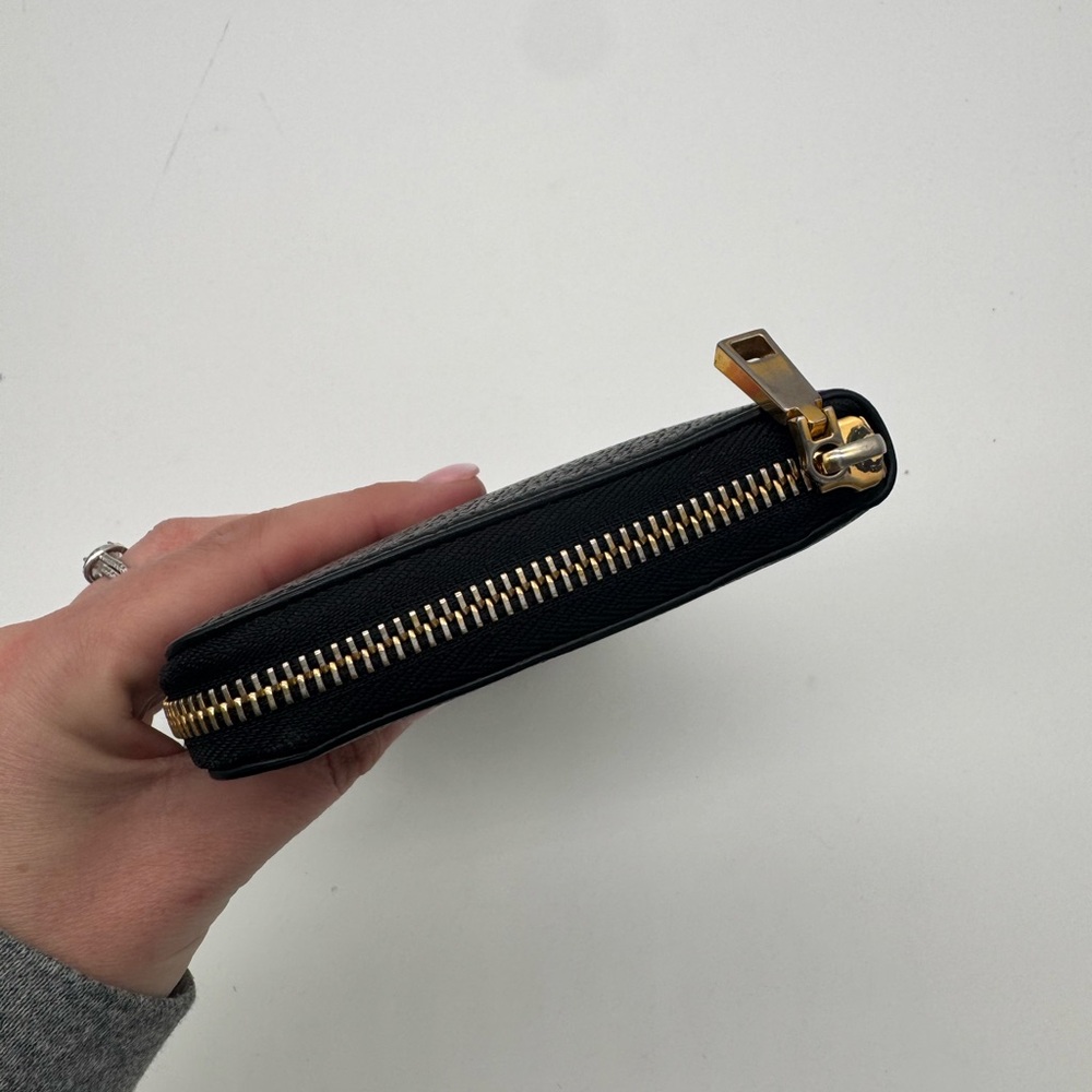 🚨🚨SOLD🚨🚨Versace Medusa Organizer - Picture 7 of 7